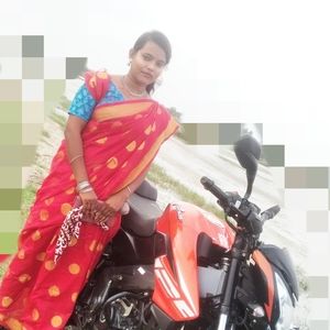 Meet your Posher, Mona